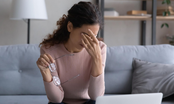 Как восстановить зрение без операции: методы, которые работают